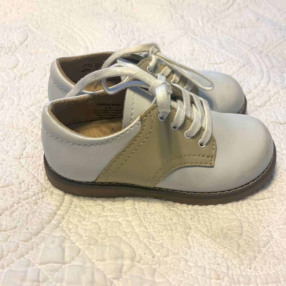Tan Boys Footmates 7 medium